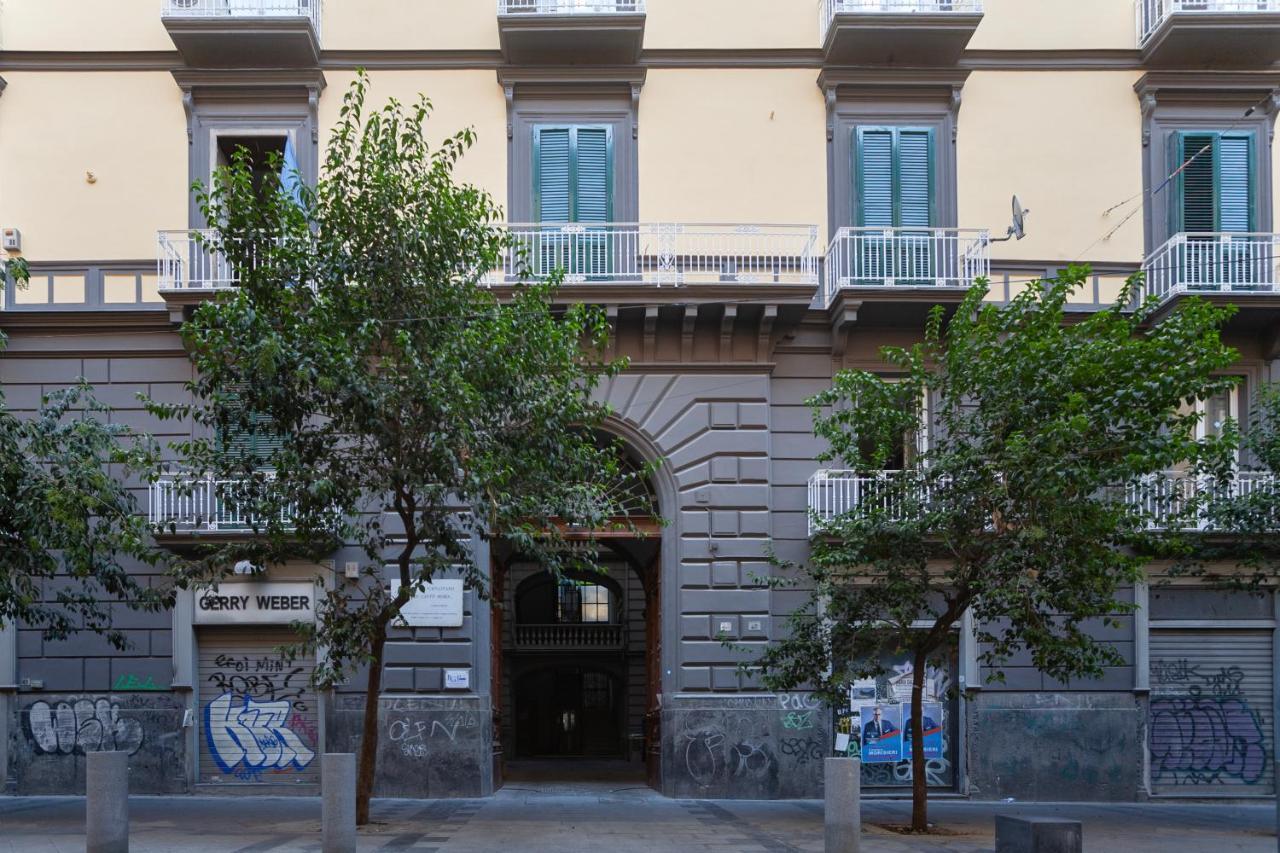 Skyhouse Duomo Bed & Breakfast Napoli Eksteriør bilde