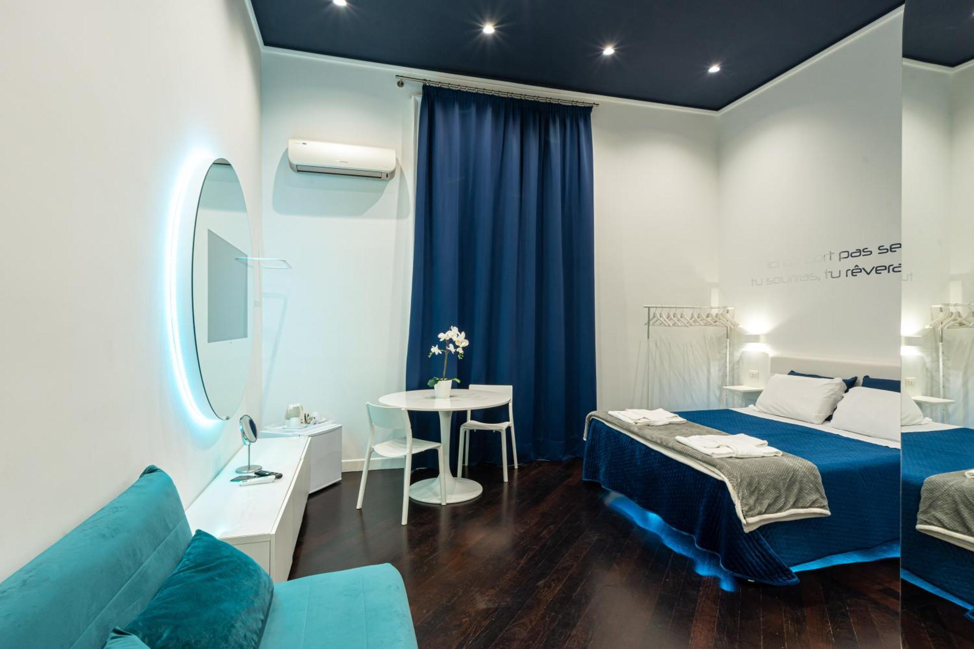 Skyhouse Duomo Bed & Breakfast Napoli Eksteriør bilde