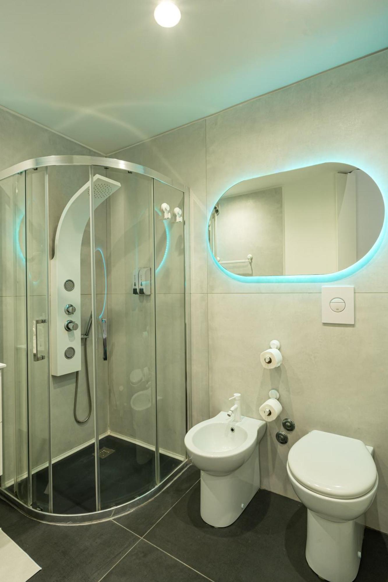 Skyhouse Duomo Bed & Breakfast Napoli Eksteriør bilde