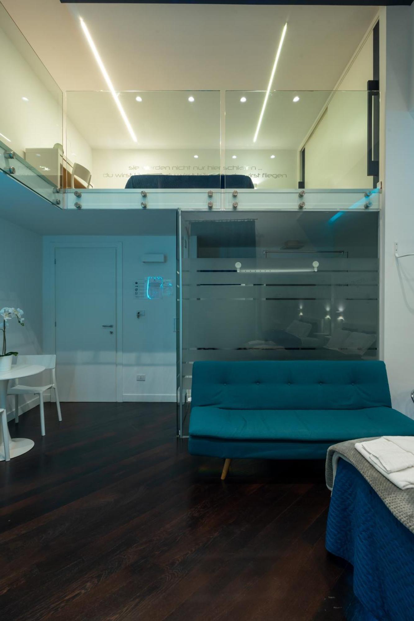 Skyhouse Duomo Bed & Breakfast Napoli Eksteriør bilde