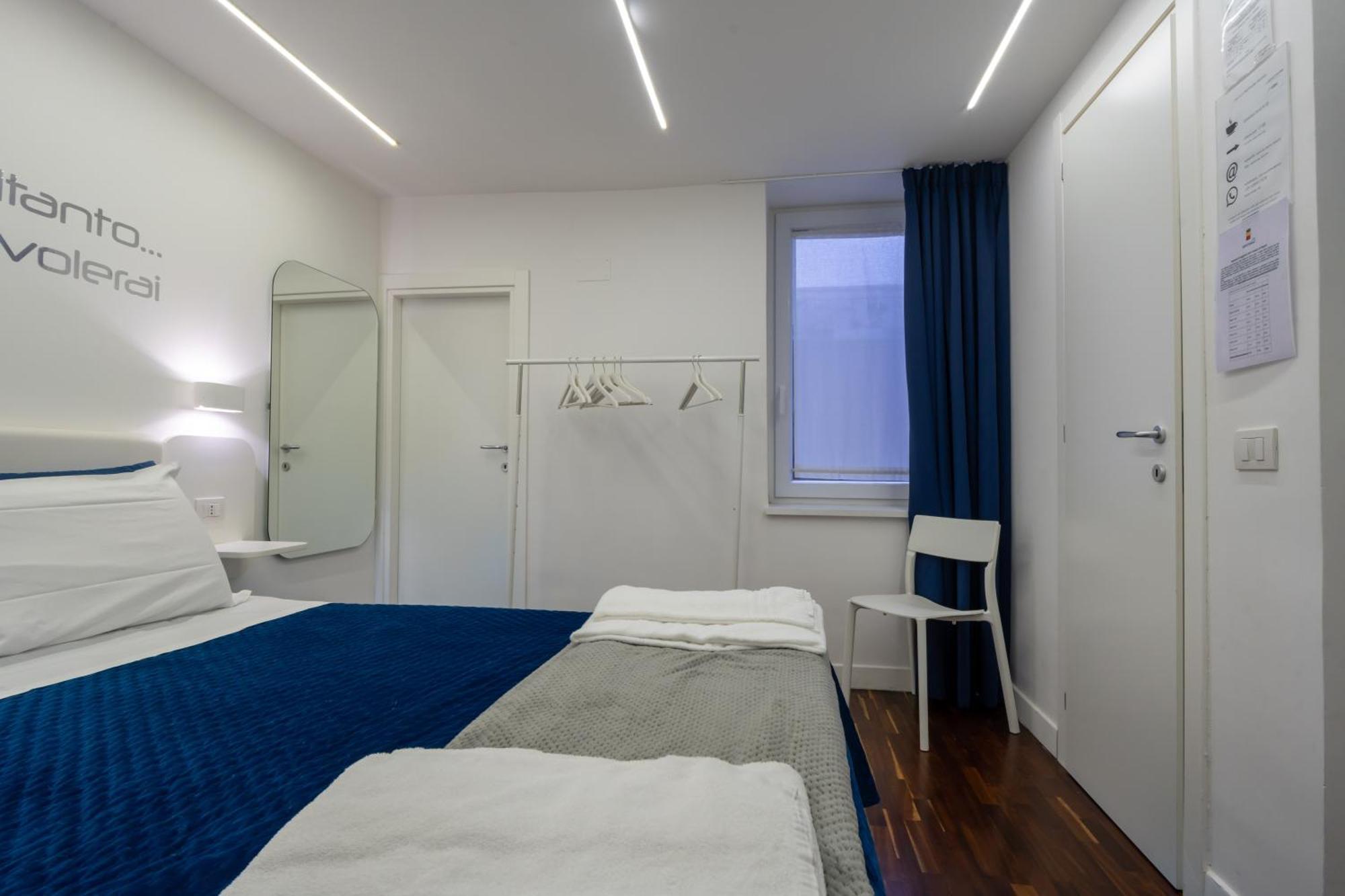 Skyhouse Duomo Bed & Breakfast Napoli Eksteriør bilde