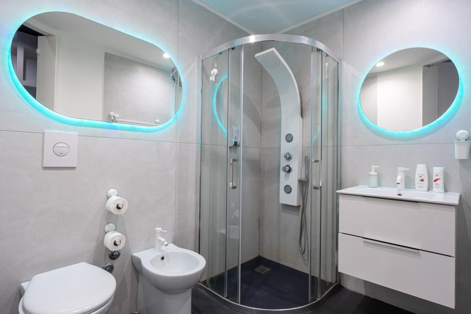 Skyhouse Duomo Bed & Breakfast Napoli Eksteriør bilde